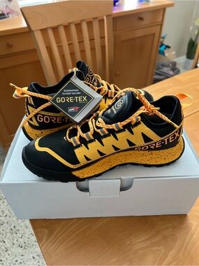 NWOB Men’s Nike ACG Gore-Tex Sneakers
